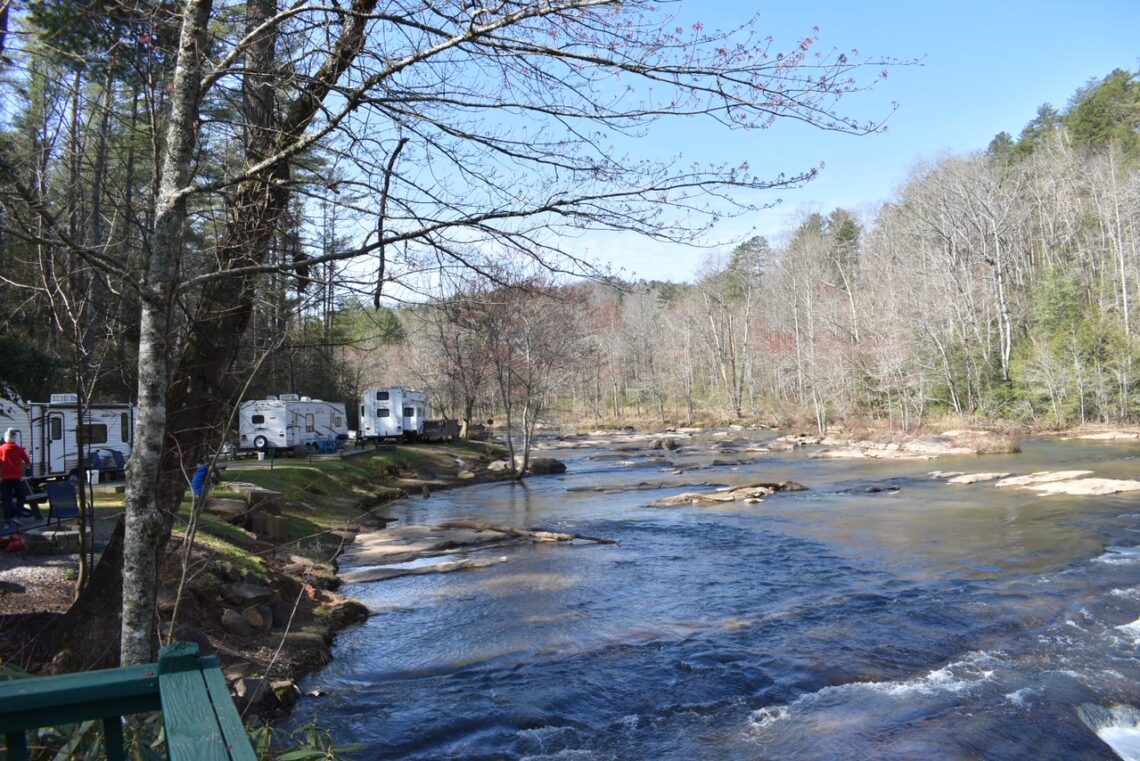 River Falls at the Gorge RV Resort - Imagine Camper