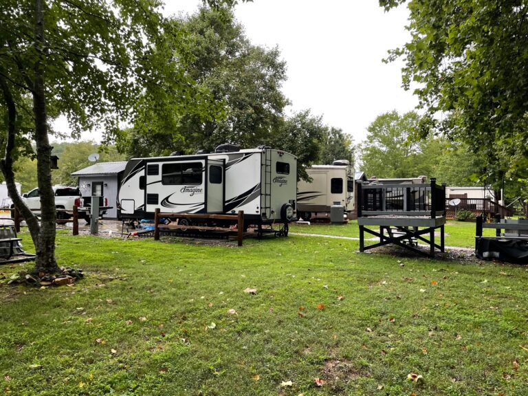 River S Edge RV Park Imagine Camper   Rivers Edge RV Park Permanent Sites 768x576 