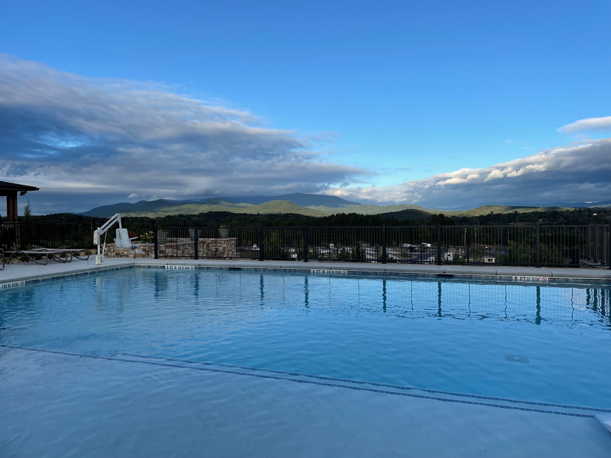 Talona Ridge RV Resort  pool