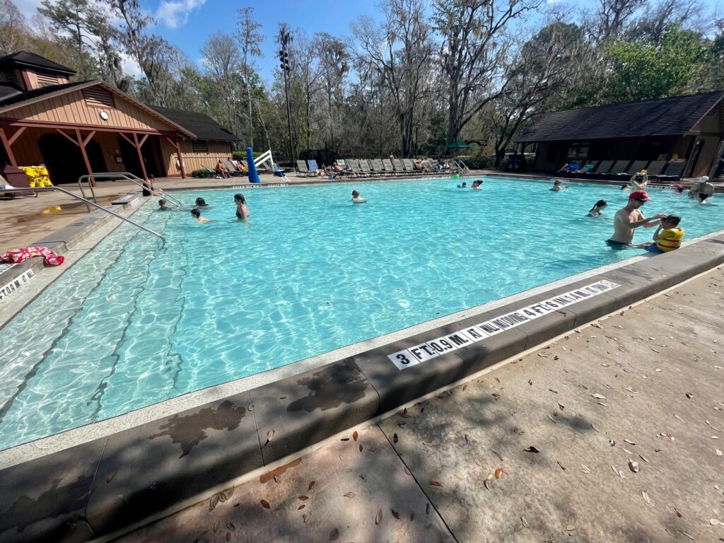 Fort Wilderness Resort & Campground meadows pool 