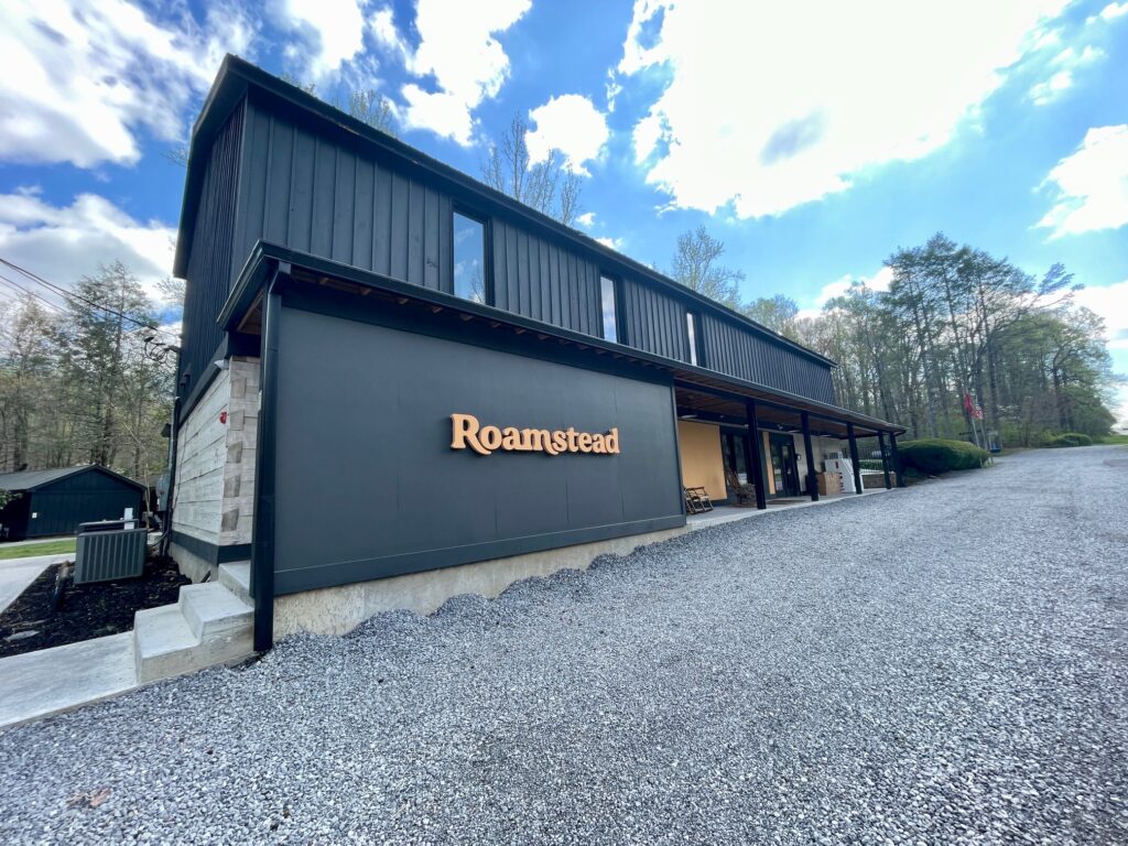 Roamstead Smoky Mountains Campground lodge