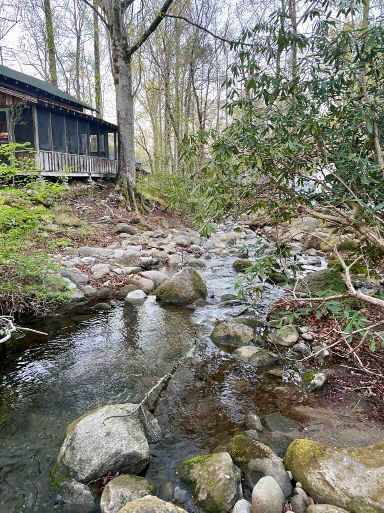 Roamstead Smoky Mountains Campground Hemlock Cabin