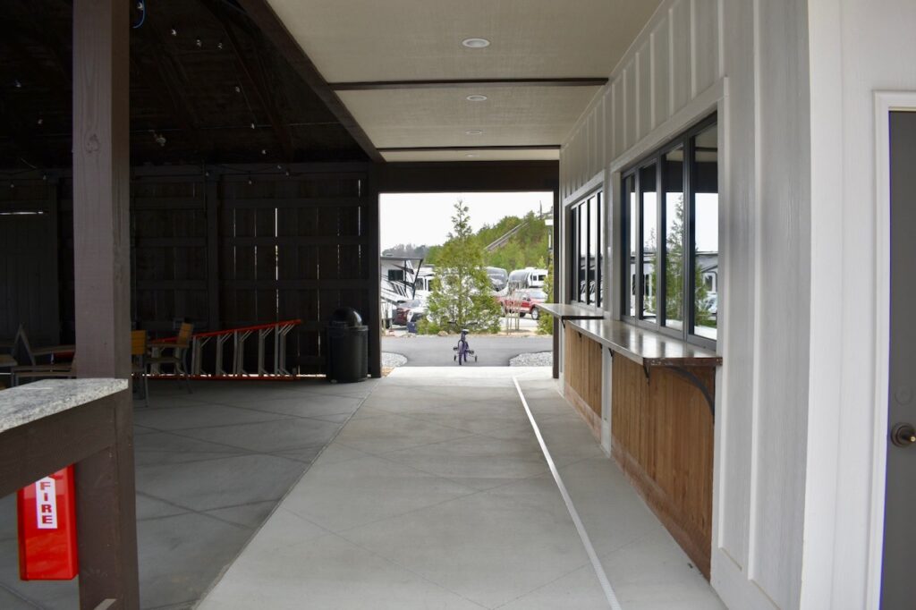 bar Talona Ridge RV Resort