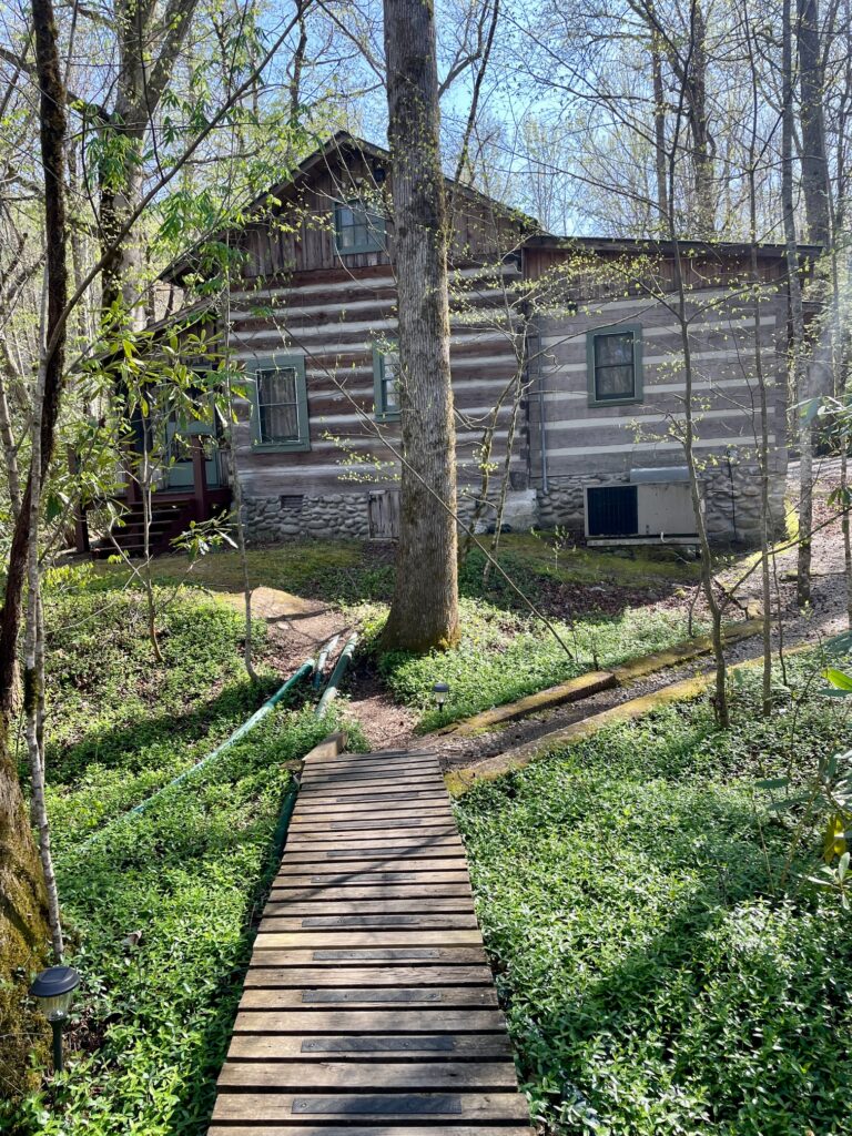 Roamstead Smoky Mountains Campground Hemlock Cabin